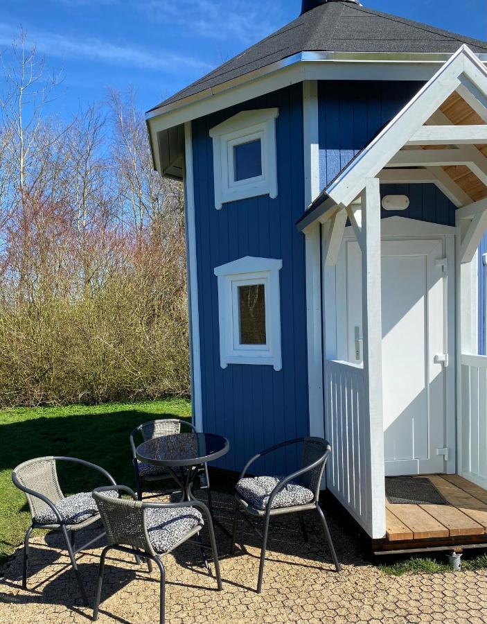 Kroghs Tiny Houses - Hyttebyen Grindsted Luaran gambar