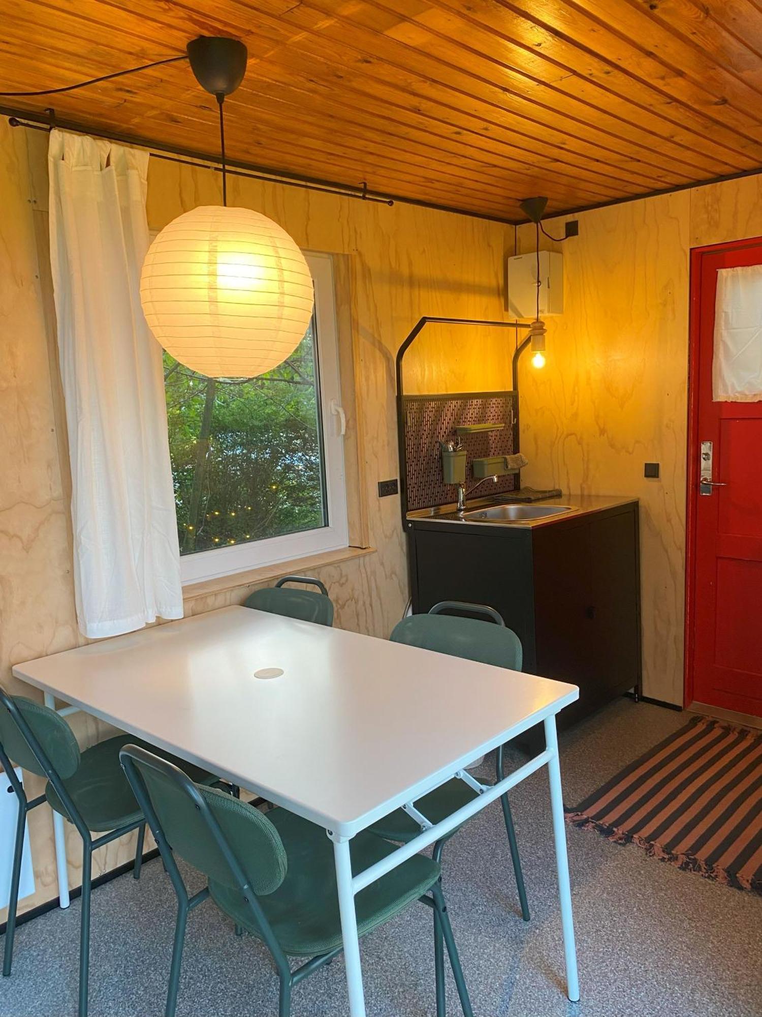 Kroghs Tiny Houses - Hyttebyen Grindsted Luaran gambar
